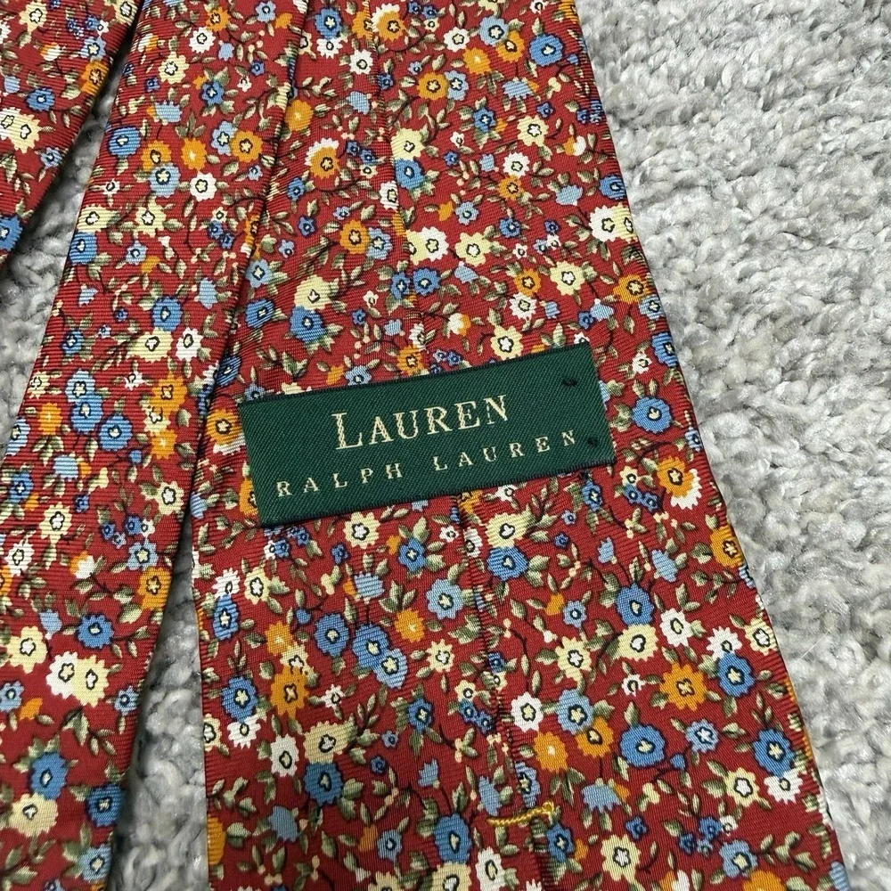 Lauren Ralph Lauren Red Floral Silk Tie Necktie USA  (3.5